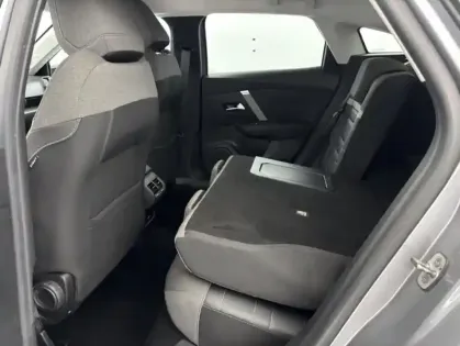 Photo 58 Citroën C4 BlueHDi 130ch Shine EAT8 + Pack Drive Assist + Attelage