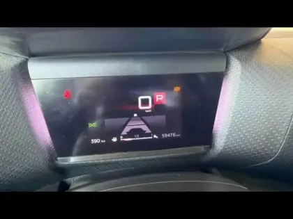 Photo 27 Citroën C4 BlueHDi 130ch Shine EAT8 + Pack Drive Assist + Attelage