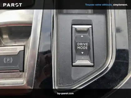 Photo 21 Peugeot 3008 HYBRID4 300ch GT e-EAT8