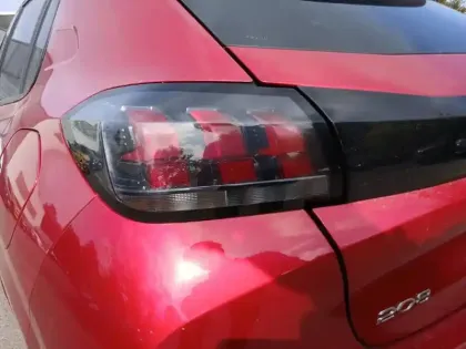 Photo 16 Peugeot 208  PureTech 100 S&S BVM6