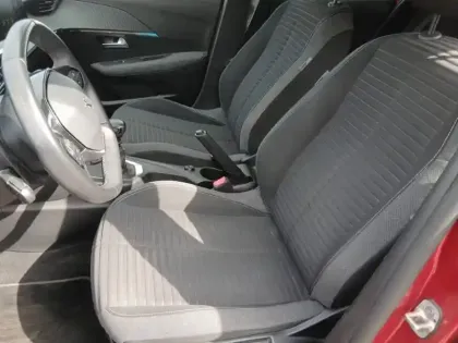 Photo 10 Peugeot 208  PureTech 100 S&S BVM6