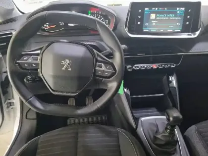 Photo 7 Peugeot 208  PureTech 100 S&S BVM6