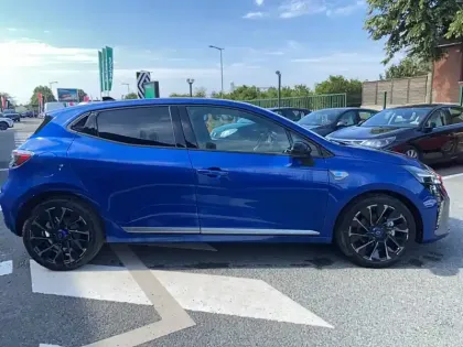 Photo 5 Renault Clio  E-Tech full hybrid 145 ch GSR2
