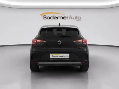Photo 37 Renault Clio  E-Tech full hybrid 145