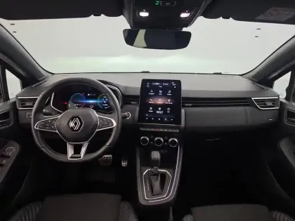 Photo 53 Renault Clio  E-Tech full hybrid 145