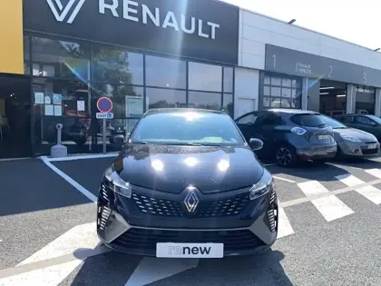 Photo 7 Renault Clio  E-Tech full hybrid 145