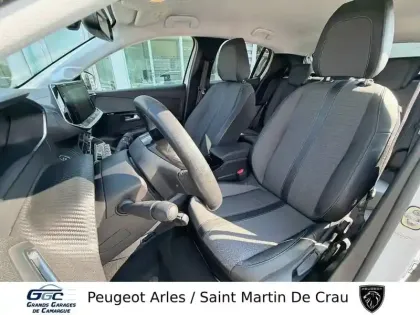 Photo 8 Peugeot 208  Electrique 50 kWh 136ch