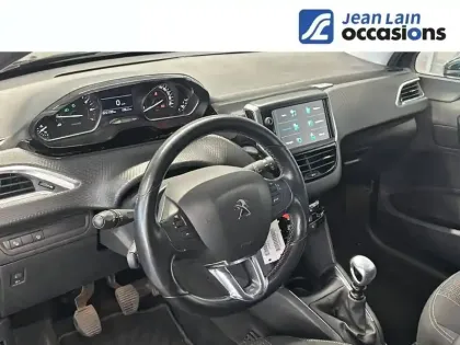 Photo 10 Peugeot 208  PureTech 110ch S&S BVM6