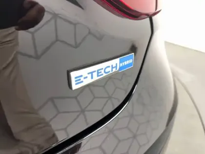 Photo 18 Renault Clio  E-Tech 140 - 21N