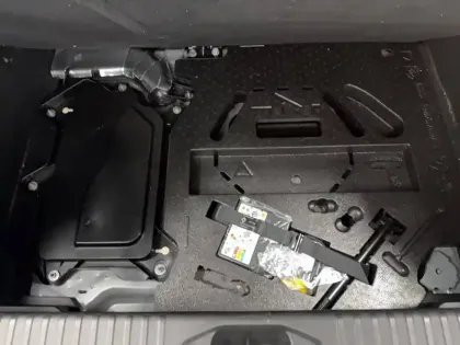 Photo 21 Renault Clio  E-Tech 140 - 21N