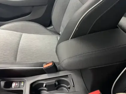 Photo 52 Renault Clio  E-Tech 140 - 21N