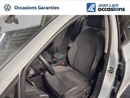 Photo 11 Volkswagen Golf  1.5 eTSI EVO2 116 DSG7