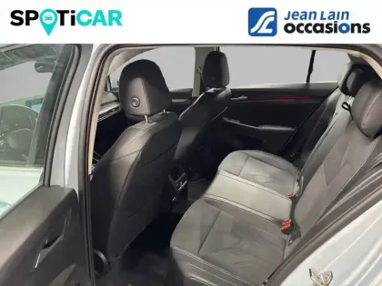 Photo 35 Volkswagen Golf  1.5 eTSI EVO2 116 DSG7