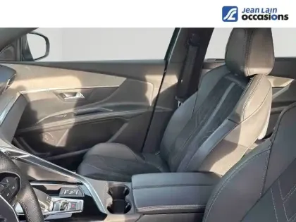 Photo 17 Peugeot 5008  PureTech 130ch S&S EAT8