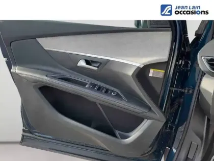 Photo 19 Peugeot 5008  PureTech 130ch S&S EAT8