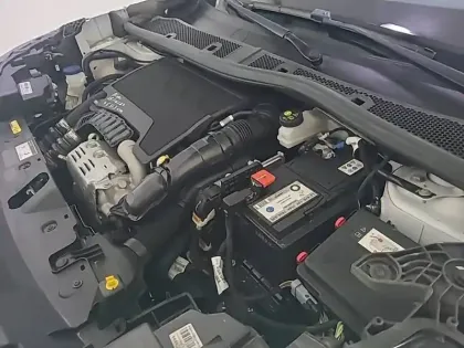 Photo 19 Peugeot 2008  PureTech 130 S&S EAT8