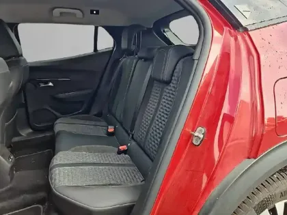 Photo 11 Peugeot 2008  PureTech 130 S&S EAT8