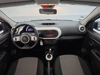 Photo 32 Renault Twingo  III E-Tech