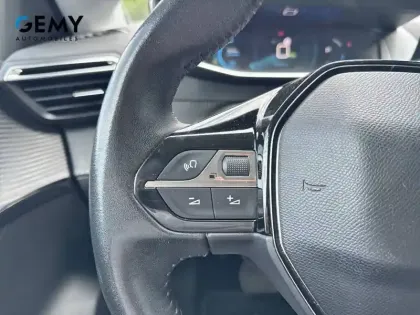 Photo 13 Peugeot 208  Electrique 50 kWh 136ch