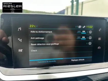 Photo 27 Peugeot 208  Electrique 50 kWh 136ch