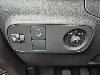 Photo 14 Citroën C3  PureTech 83 S&S BVM5