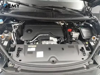 Photo 11 Peugeot 3008  Hybrid 145 e-DCS6