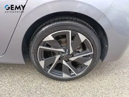 Photo 10 Peugeot 308  PureTech 130ch S&S EAT8