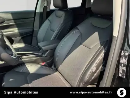 Photo 10 Jeep Compass  1.5 Turbo T4 130 ch BVR7 e-Hybrid