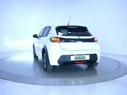 Photo 12 Peugeot 208  Electrique 50 kWh 136ch
