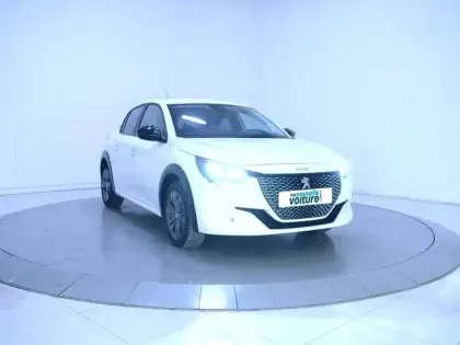 Photo 5 Peugeot 208  Electrique 50 kWh 136ch