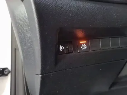 Photo 24 Peugeot 208  Electrique 50 kWh 136ch