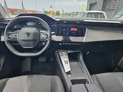 Photo 7 Peugeot 308  PHEV 180 e-EAT8