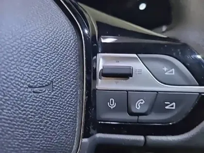 Photo 47 Peugeot 308  SW PHEV 180 e-EAT8