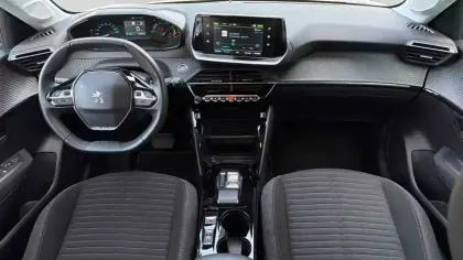Photo 20 Peugeot 208  Electrique 50 kWh 136ch