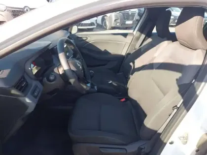 Photo 8 Renault Clio  SCe 65