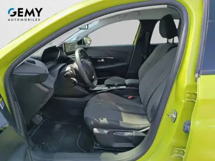 Photo 8 Peugeot 208  Hybrid 110 ch e-DCS6