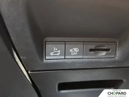 Photo 15 Peugeot 3008  Electrique 210 ch 73 kWh