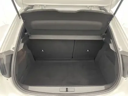 Photo 12 Peugeot 208  Electrique 50 kWh 136ch