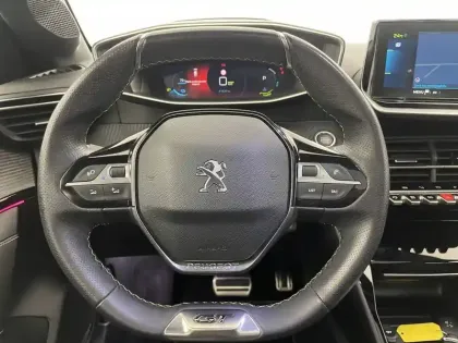 Photo 22 Peugeot 208  Electrique 50 kWh 136ch