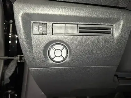 Photo 16 Citroën C4  PureTech 130 S&S BVM6