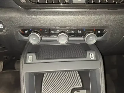 Photo 26 Citroën C4  PureTech 130 S&S BVM6