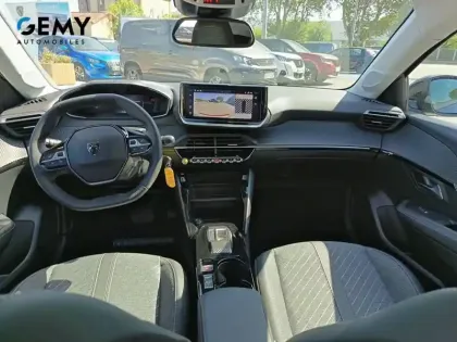 Photo 7 Peugeot 208  Hybrid 110 ch e-DCS6