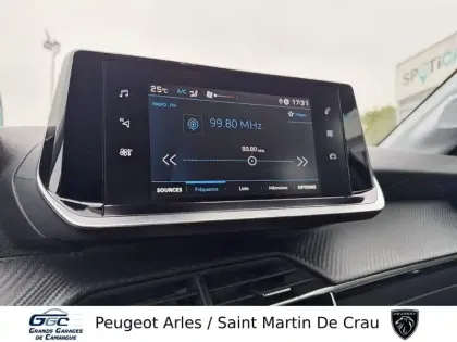 Photo 17 Peugeot 208  PureTech 100 S&S BVM6
