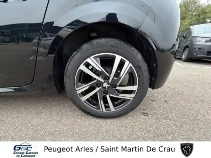 Photo 10 Peugeot 208  PureTech 100 S&S BVM6