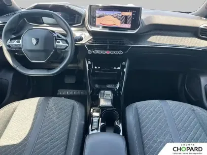 Photo 11 Peugeot 2008  Electrique 50 kWh 136 ch