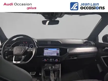Photo 17 Audi Q3  35 TFSI 150 ch S tronic 7