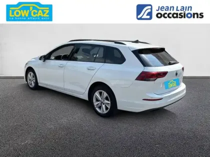 Photo 6 Volkswagen Golf  SW 1.5 eTSI OPF 130 DSG7