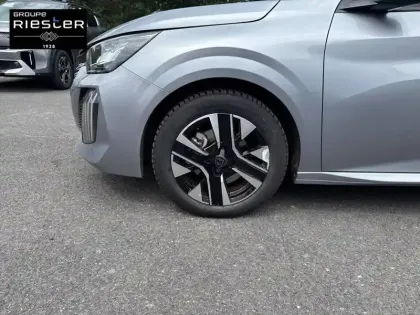 Photo 12 Peugeot 208  Hybrid 100 e-DCS6