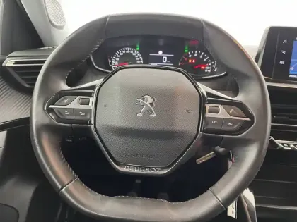 Photo 22 Peugeot 2008  PureTech 100 S&S BVM6