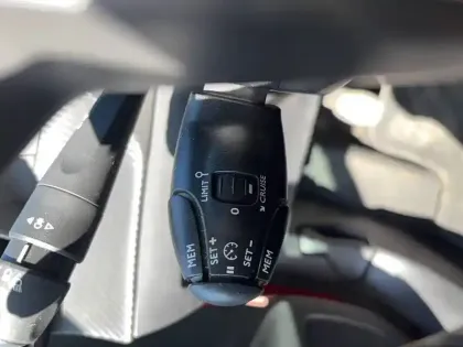 Photo 7 Peugeot 208  PureTech 100 S&S BVM6